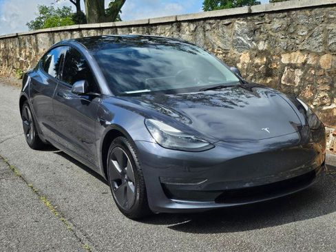 Used 2023 Tesla Model 3 Standard Range RWD image 11
