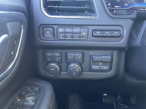 Certified 2023 Chevrolet Tahoe Premier w/ Advanced Technology Package image 18