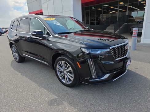 Used 2024 Cadillac XT6 Premium Luxury AWD/4WD image 1