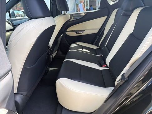 Used 2024 Lexus NX 350 AWD image 10