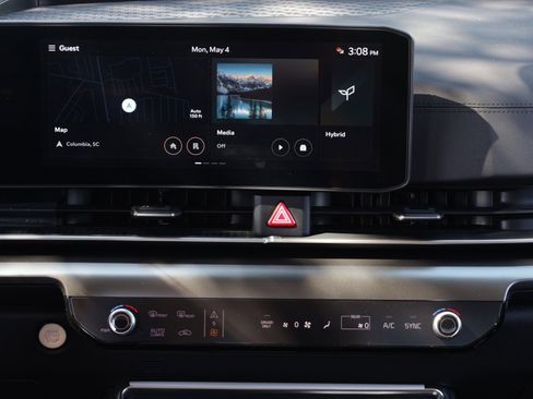 New 2026 Kia Carnival SX Prestige FWD image 9