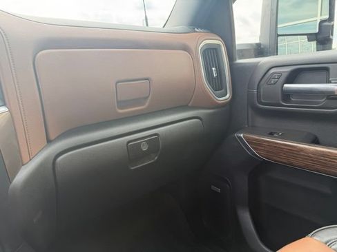 Used 2021 Chevrolet Silverado 3500 High Country w/ Z71 Off-Road Package AWD/4WD image 23