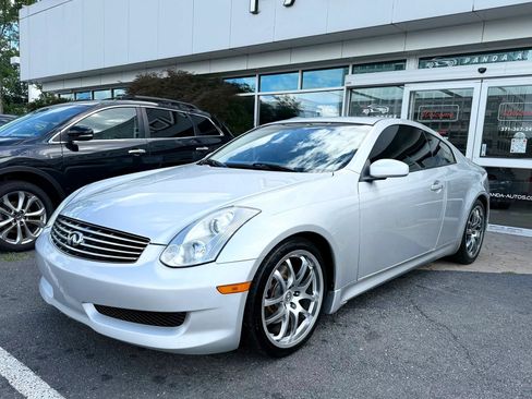 Used 2007 INFINITI G35 Coupe w/ Premium Pkg RWD image 3