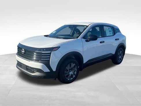 New 2026 Nissan Kicks S FWD image 3