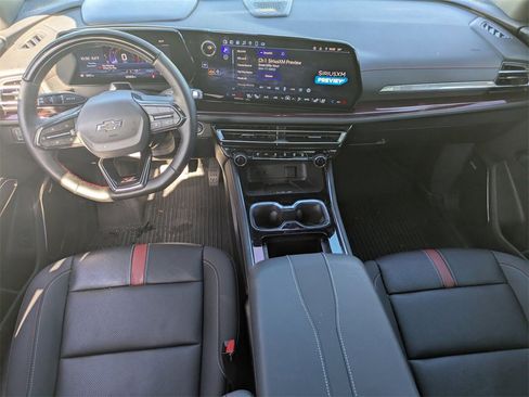 Used 2025 Chevrolet Traverse RS w/ LPO, Floor Liner Package image 17