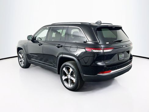 Used 2022 Jeep Grand Cherokee Limited 4xe w/ Luxury Tech Group II AWD/4WD image 5