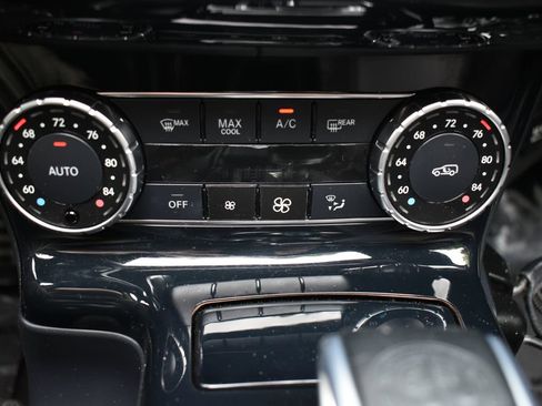 Used 2014 Mercedes-Benz G 63 AMG 4MATIC image 35