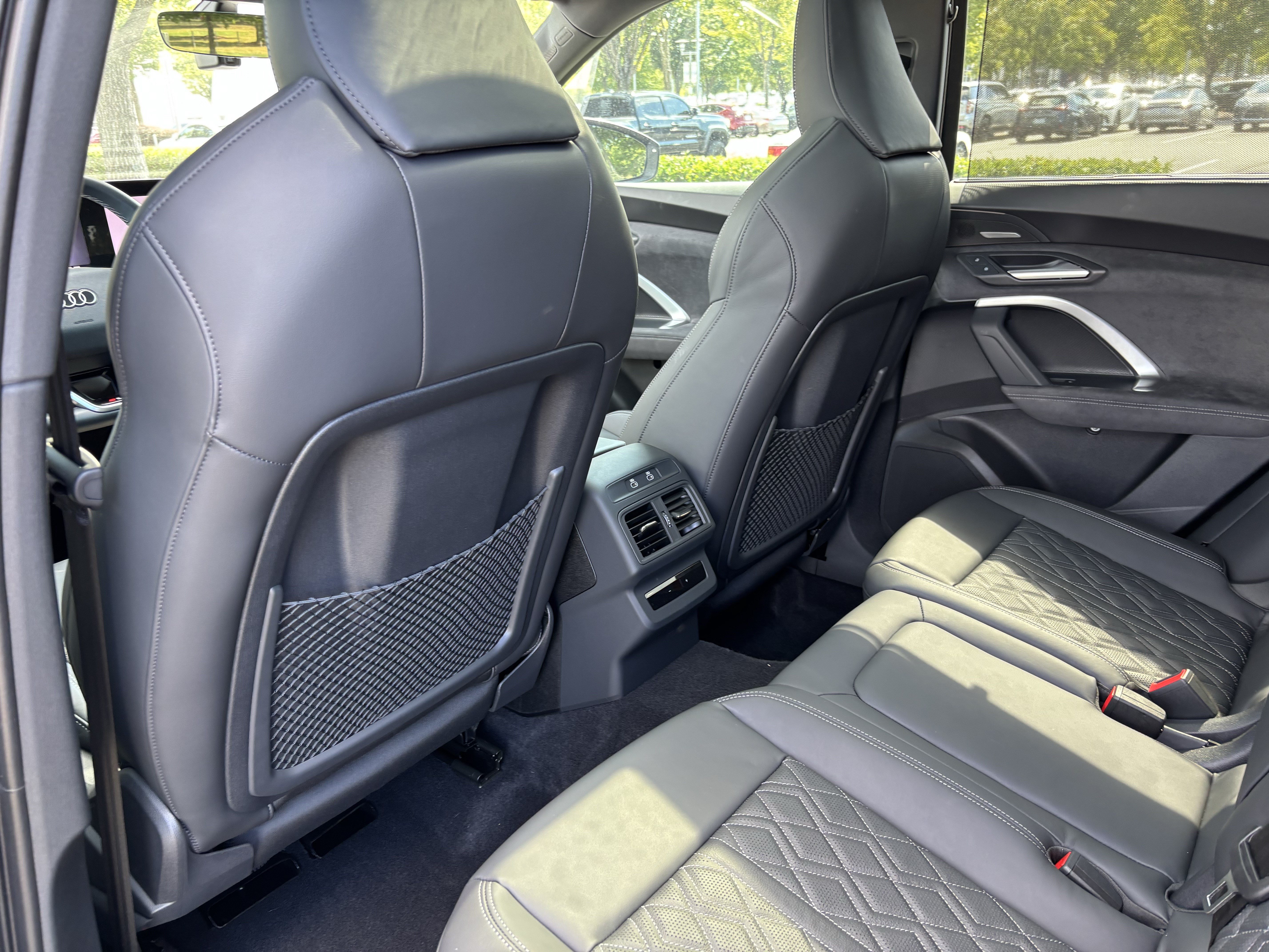 Certified 2026 Audi SQ5 Premium Plus AWD/4WD image 19