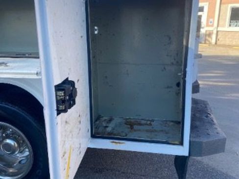 Used 2013 Chevrolet Silverado 3500 W/T image 16