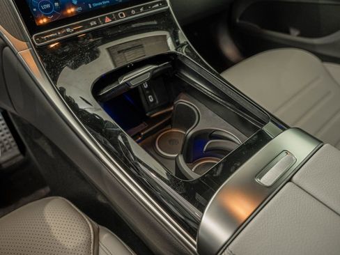 New 2026 Mercedes-Benz GLC 300 4MATIC image 24