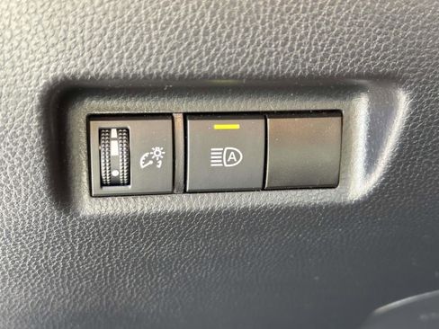 Certified 2025 Toyota RAV4 XLE image 22