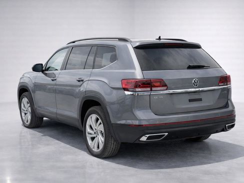 Used 2021 Volkswagen Atlas SE image 3