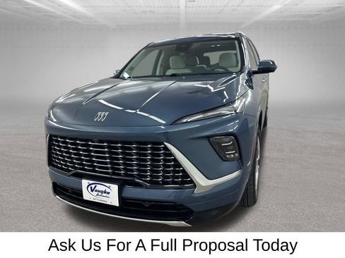 Used 2026 Buick Enclave Avenir w/ Super Cruise Package AWD/4WD image 5