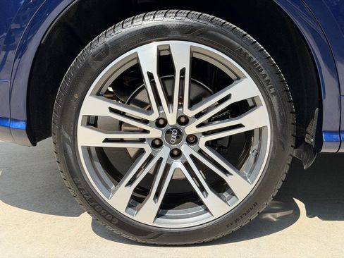 Used 2018 Audi SQ5 Prestige AWD/4WD image 18