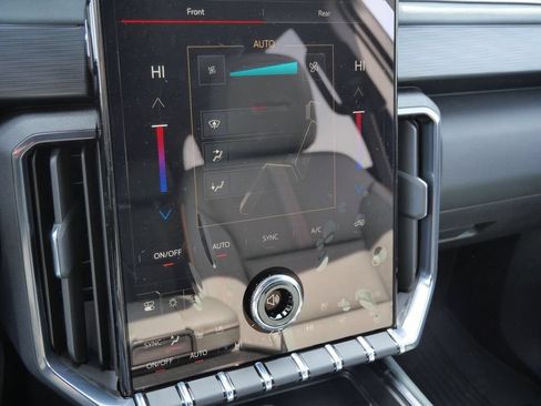 New 2026 GMC Acadia AT4 w/ Luxury Package AWD/4WD image 54