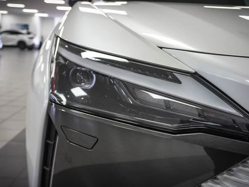 Certified 2023 Lexus RZ 450e Premium AWD/4WD image 27