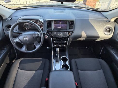 Used 2018 Nissan Pathfinder S FWD image 14