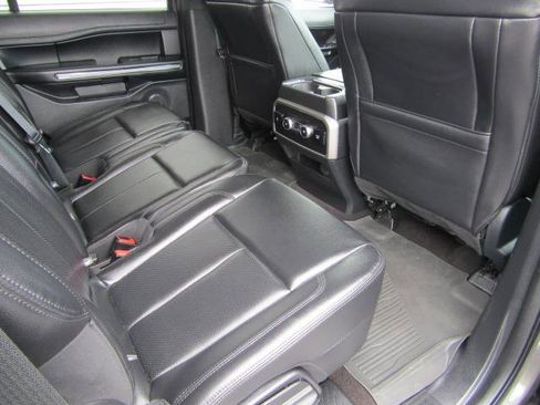 Certified 2021 Ford Expedition XLT AWD/4WD image 11