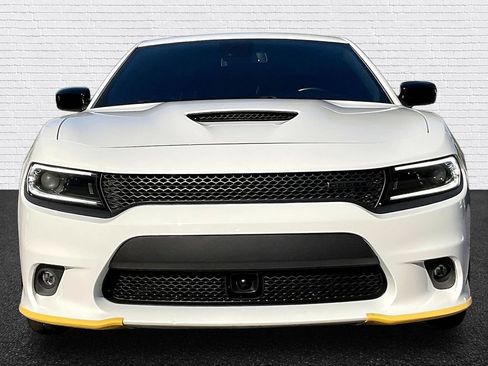 Used 2022 Dodge Charger R/T w/ Plus Group RWD image 2