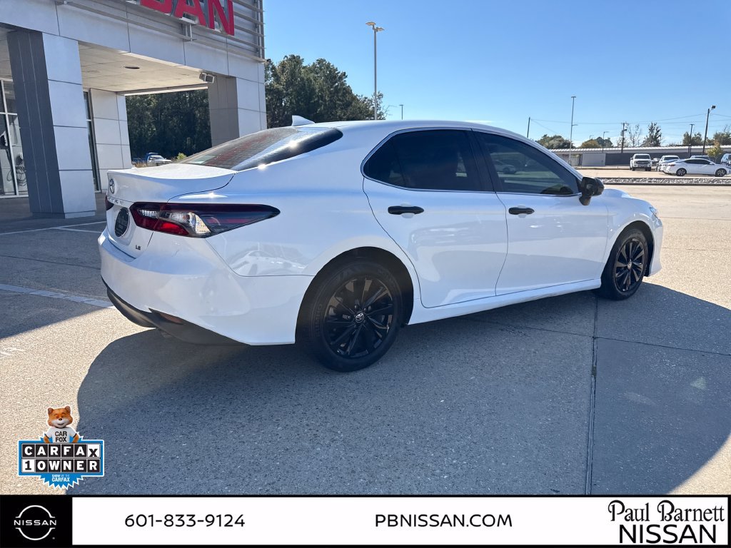 Used 2024 Toyota Camry LE FWD image 6