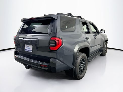 Used 2025 Toyota 4Runner SR5 AWD/4WD image 5