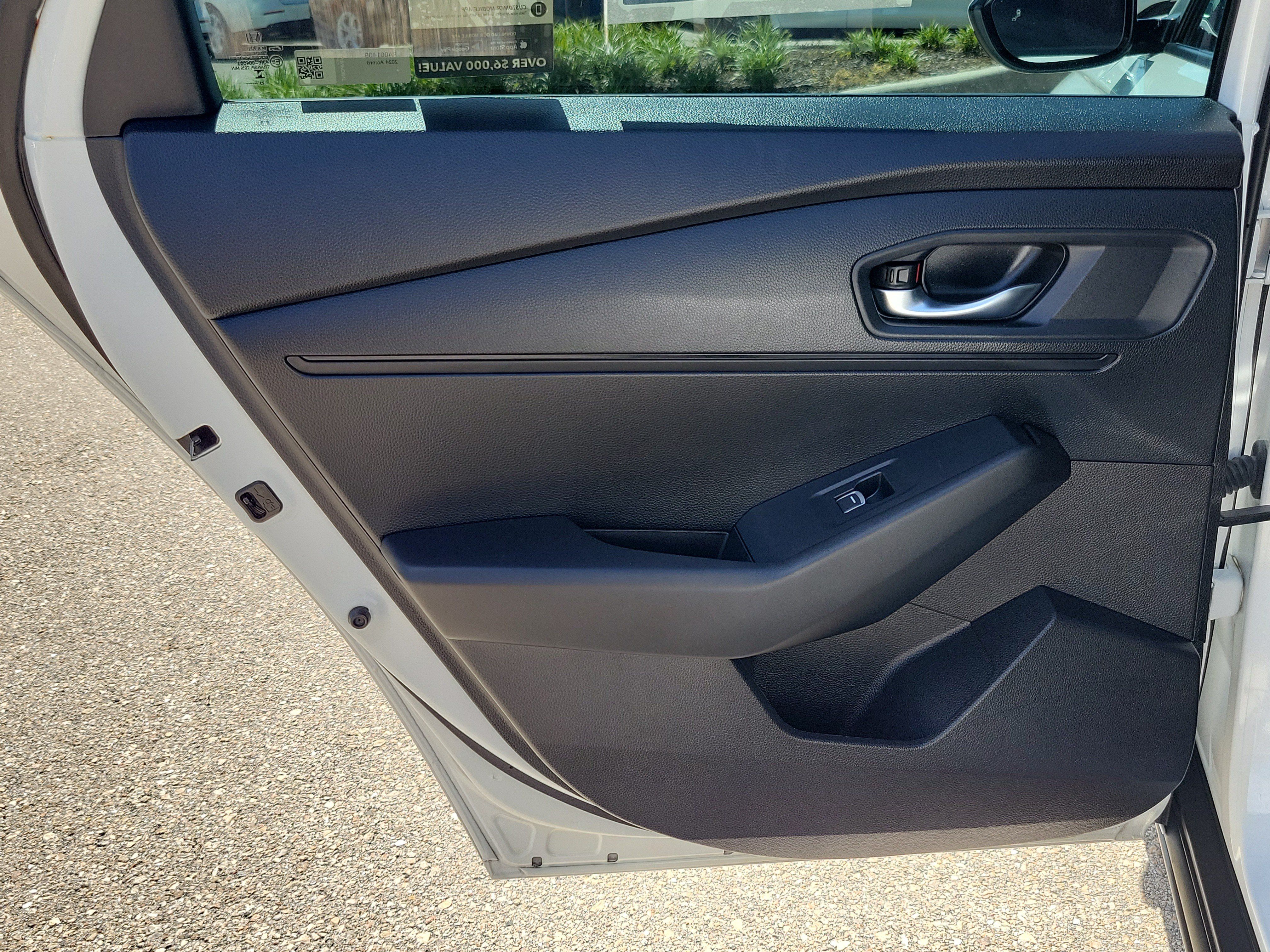 Used 2024 Honda Accord EX image 10