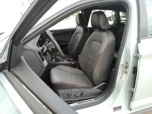 Used 2025 Volkswagen Jetta GLI Autobahn w/ GLI Black Package FWD image 6