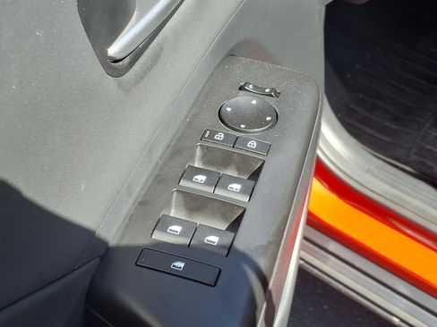 Used 2024 Hyundai Kona Limited FWD image 21