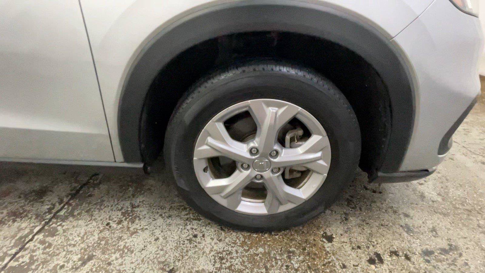 Certified 2024 Honda HR-V LX image 18