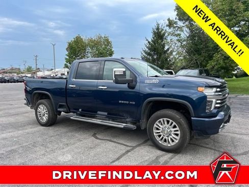 Used 2022 Chevrolet Silverado 3500 High Country w/ Z71 Off-Road Package AWD/4WD image 4