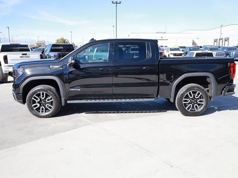 Used 2025 GMC Sierra 1500 AT4 w/ AT4 Premium Package image 3