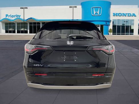 New 2026 Honda HR-V EX-L image 4