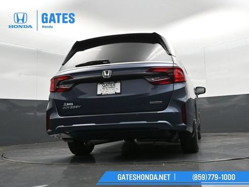 Used 2026 Honda Odyssey Touring image 29