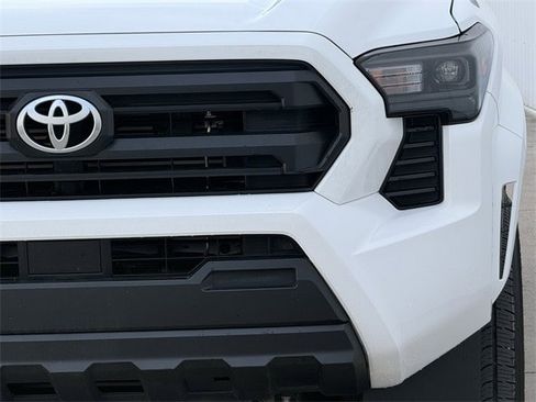 Used 2024 Toyota Tacoma SR image 8