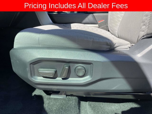 Used 2025 Toyota Tundra SR5 w/ SR5 Convenience Package AWD/4WD image 21