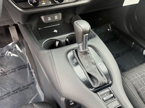 New 2026 Honda HR-V LX image 17