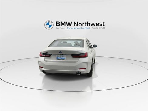 New 2026 BMW 330i xDrive Sedan w/ Premium Package AWD/4WD image 13