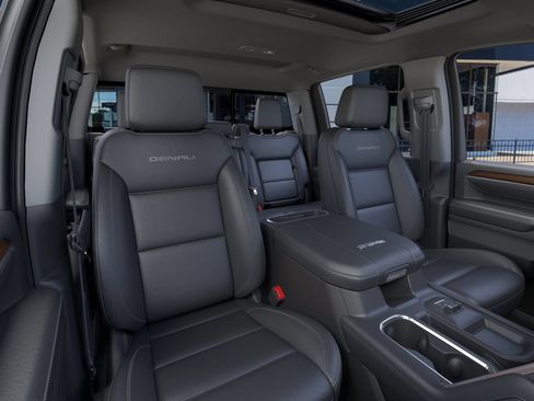 New 2026 GMC Sierra 2500 Denali w/ Denali Reserve Package AWD/4WD image 16