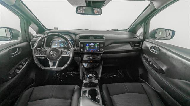 Used 2020 Nissan Leaf SV w/ SV Technology Package FWD image 26