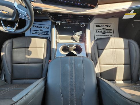 New 2026 Chevrolet Tahoe High Country AWD/4WD image 12