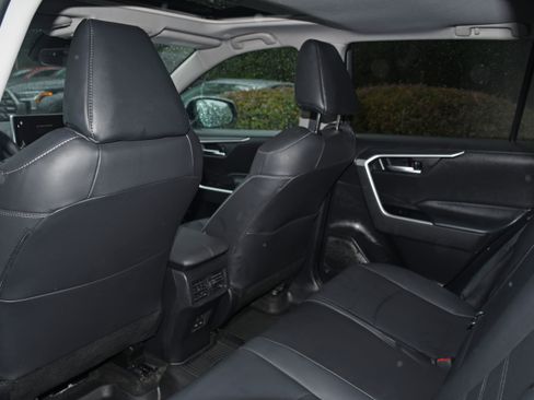 Certified 2023 Toyota RAV4 XLE Premium image 17