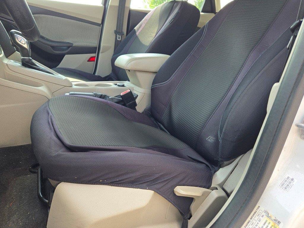 Used 2012 Ford Focus SE FWD image 17