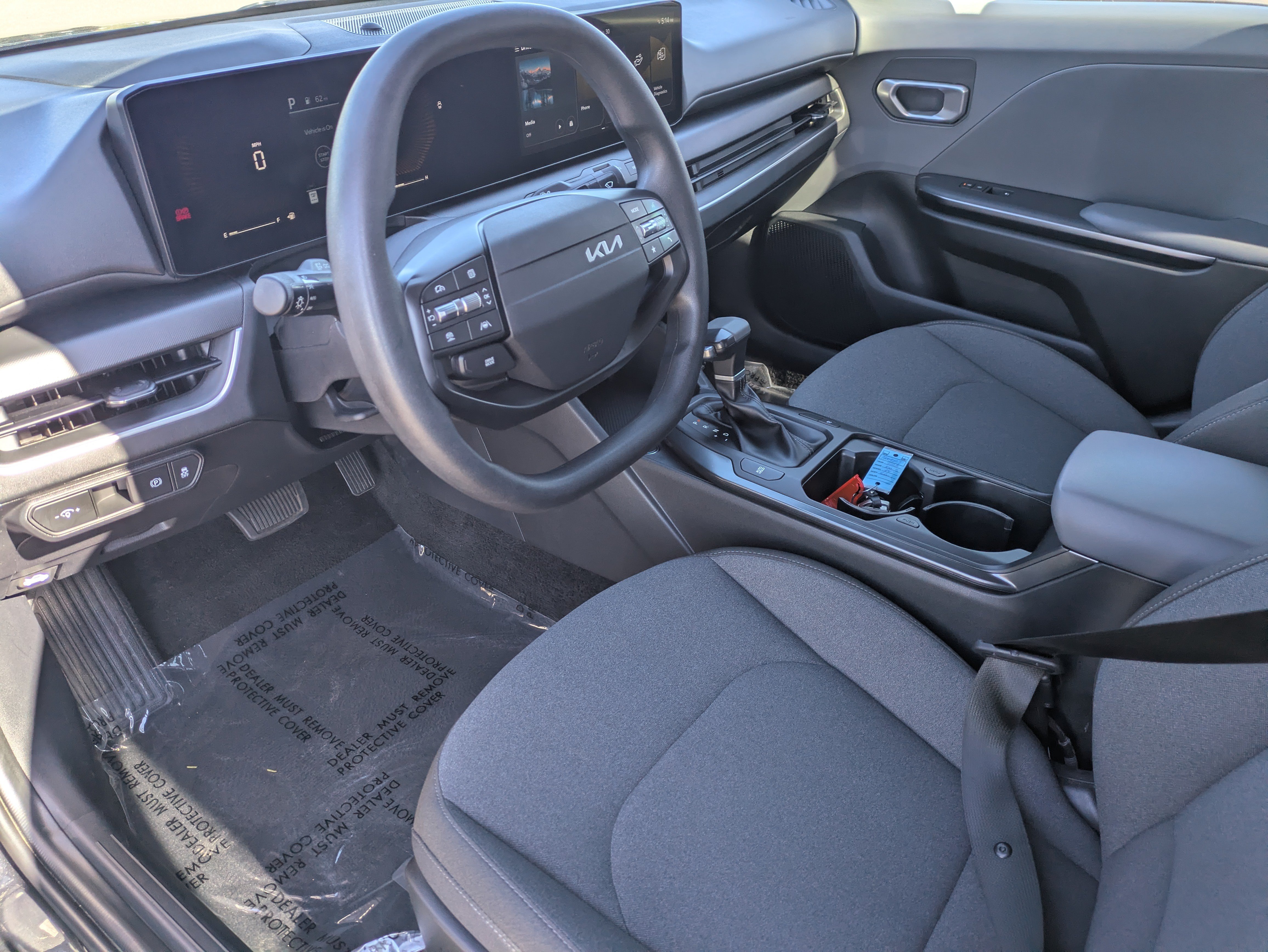 Certified 2025 Kia K4 FWD image 23