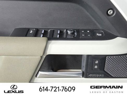 Used 2022 Land Rover Defender 110 X-Dynamic SE image 28