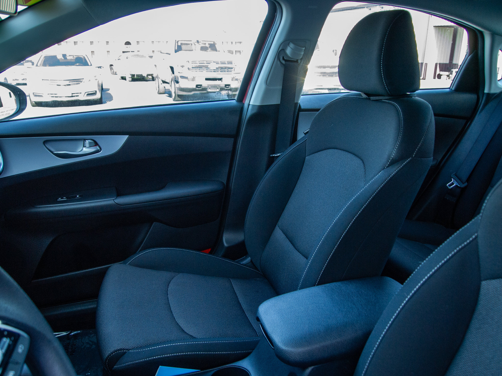 Used 2024 Kia Forte LXS w/ LXS Technology Package FWD image 14