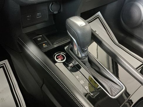 Used 2023 Nissan Kicks SV FWD image 19
