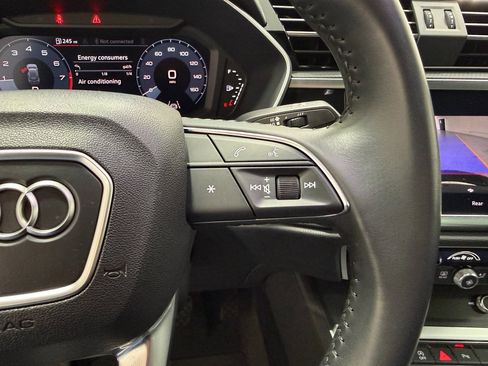 Used 2020 Audi Q3 2.0T Premium w/ Convenience Package image 22