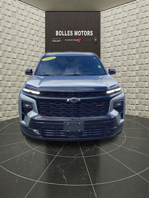 Used 2025 Chevrolet Traverse RS AWD/4WD image 14