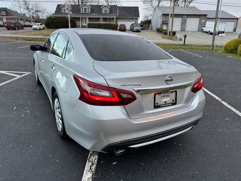Used 2018 Nissan Altima 2.5 S w/ S Convenience Package image 6