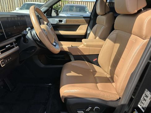 Used 2024 Hyundai Santa Fe Limited AWD/4WD image 22